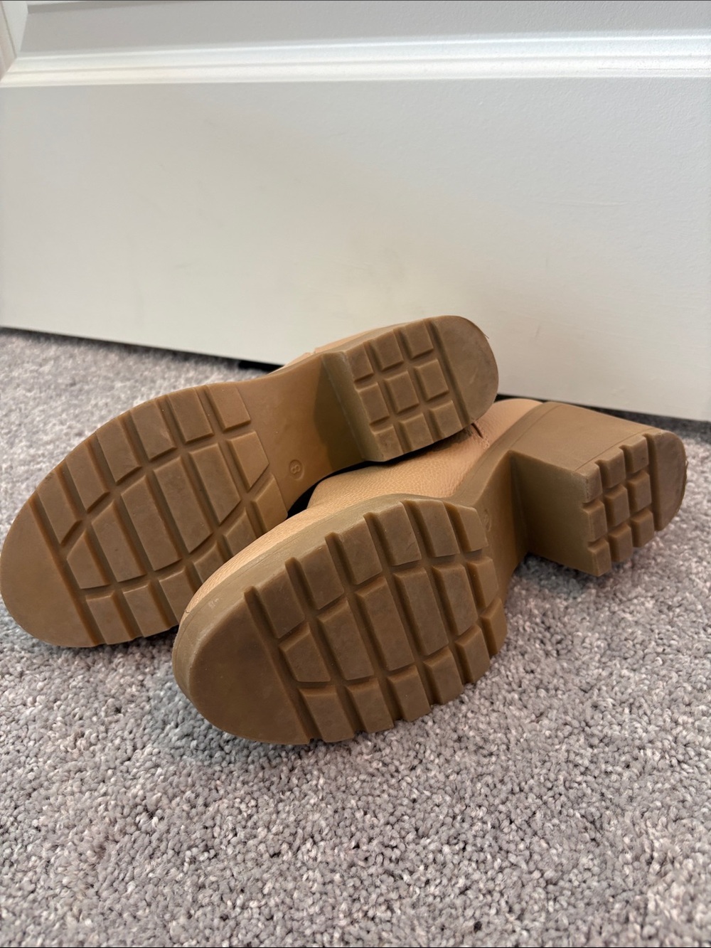 Women's Neutral Taupe Chelsea Block Heel Booties - Picture 3 of 6